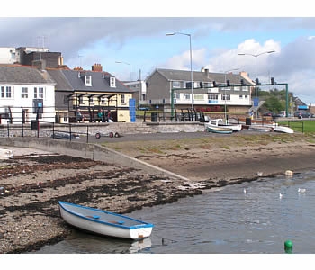 Photo Gallery Image - Views of houses along the waterfront